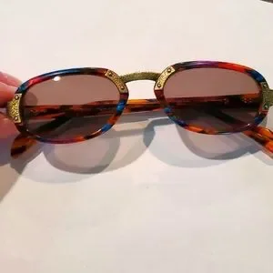 Vintage rainbow tortoise sunglasses frames with bronze accents. Funky style! Vintage | Accessories | Vintage Rainbow Tortoise Sunglasses  main image 2